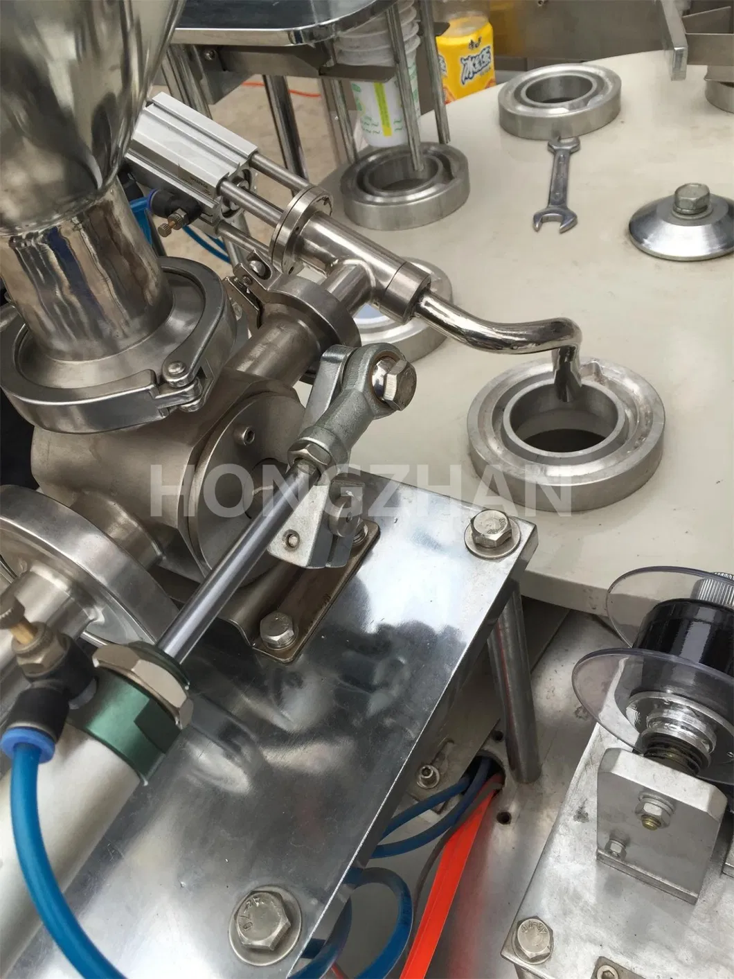 Hongzhan Kis900 Automatic Rotary Type Cup Filling and Sealing Machine