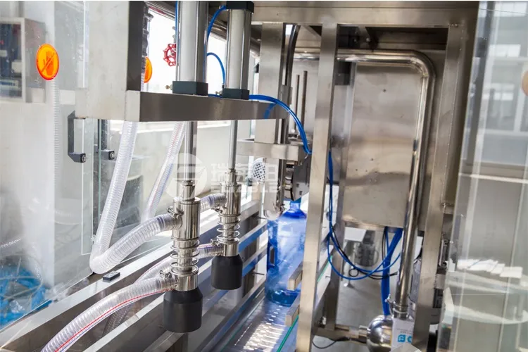 Qgf Series Semi Automatic 5 Gallon Water Filling Machine in India