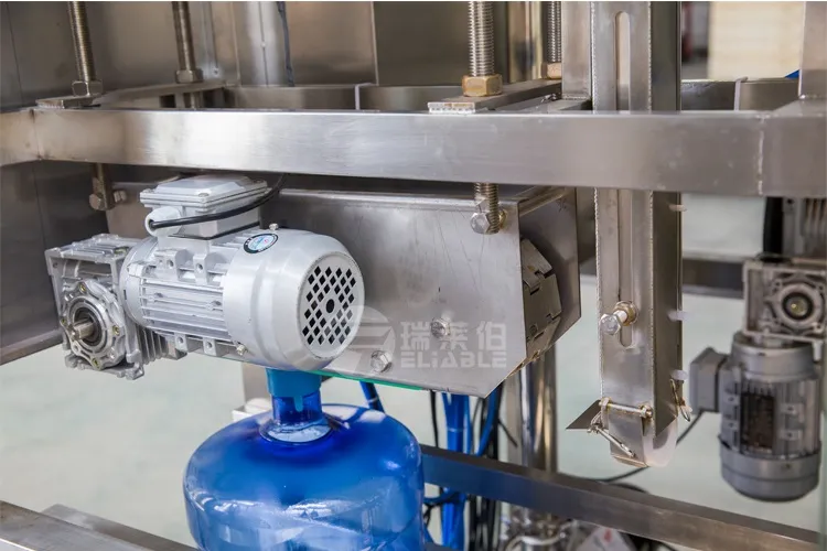 Qgf Series Semi Automatic 5 Gallon Water Filling Machine in India