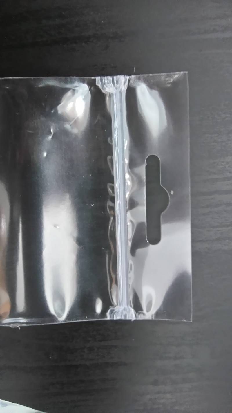 Vertical Type OPP PE Zipper Bag Making Machine with Welding (WFB-600/900)