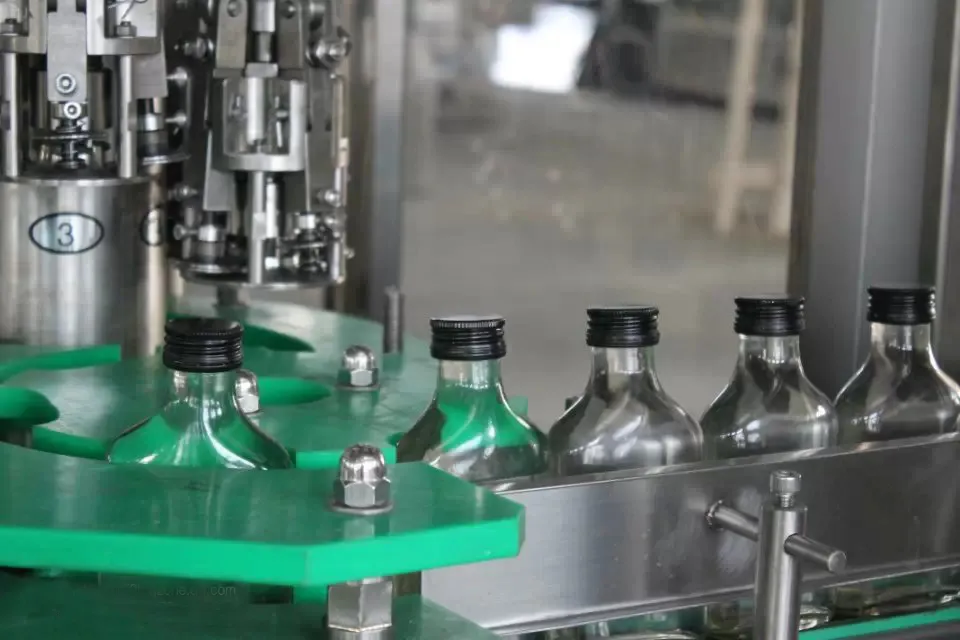 Vodka Alcohol Rinser Filler Capper (JCGF24-24-8)